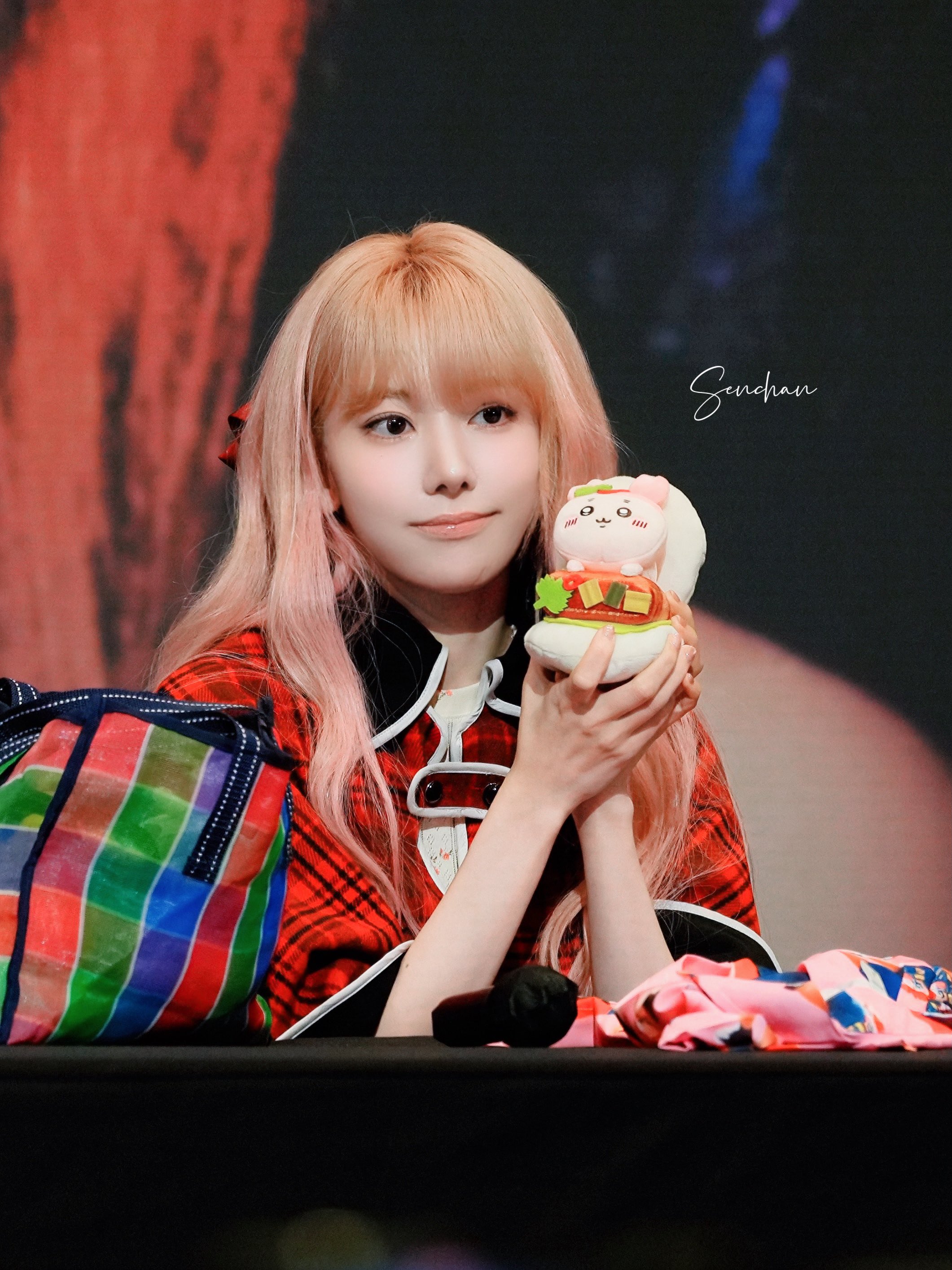 Sakura — 260718 Sakura at MakeStar Fansign Event HQ Photos | kpopping