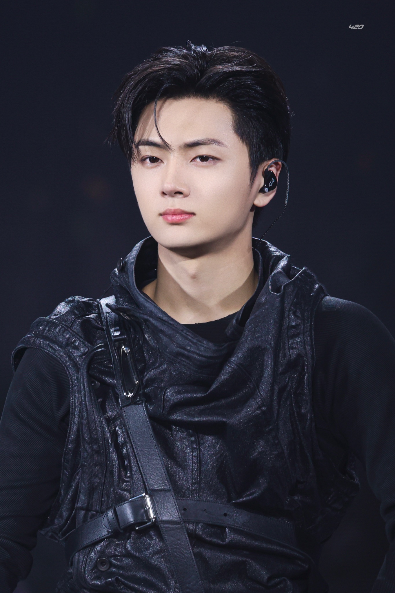 Jay — 251122 ENHYPEN JAY at 5th ENniversary Night HQ Photos | kpopping