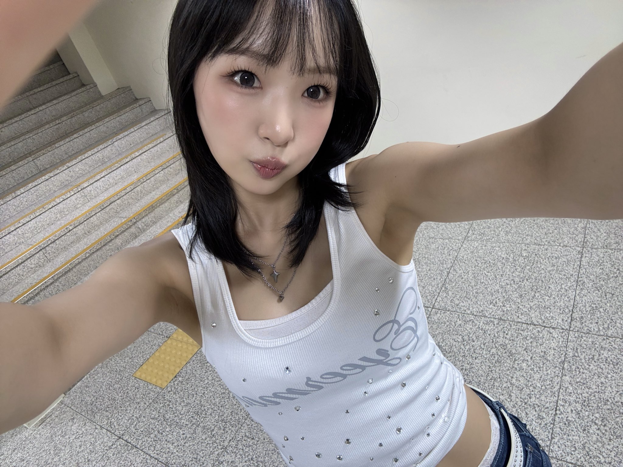 Yume — 241116 YUME Twitter Update HQ Photos