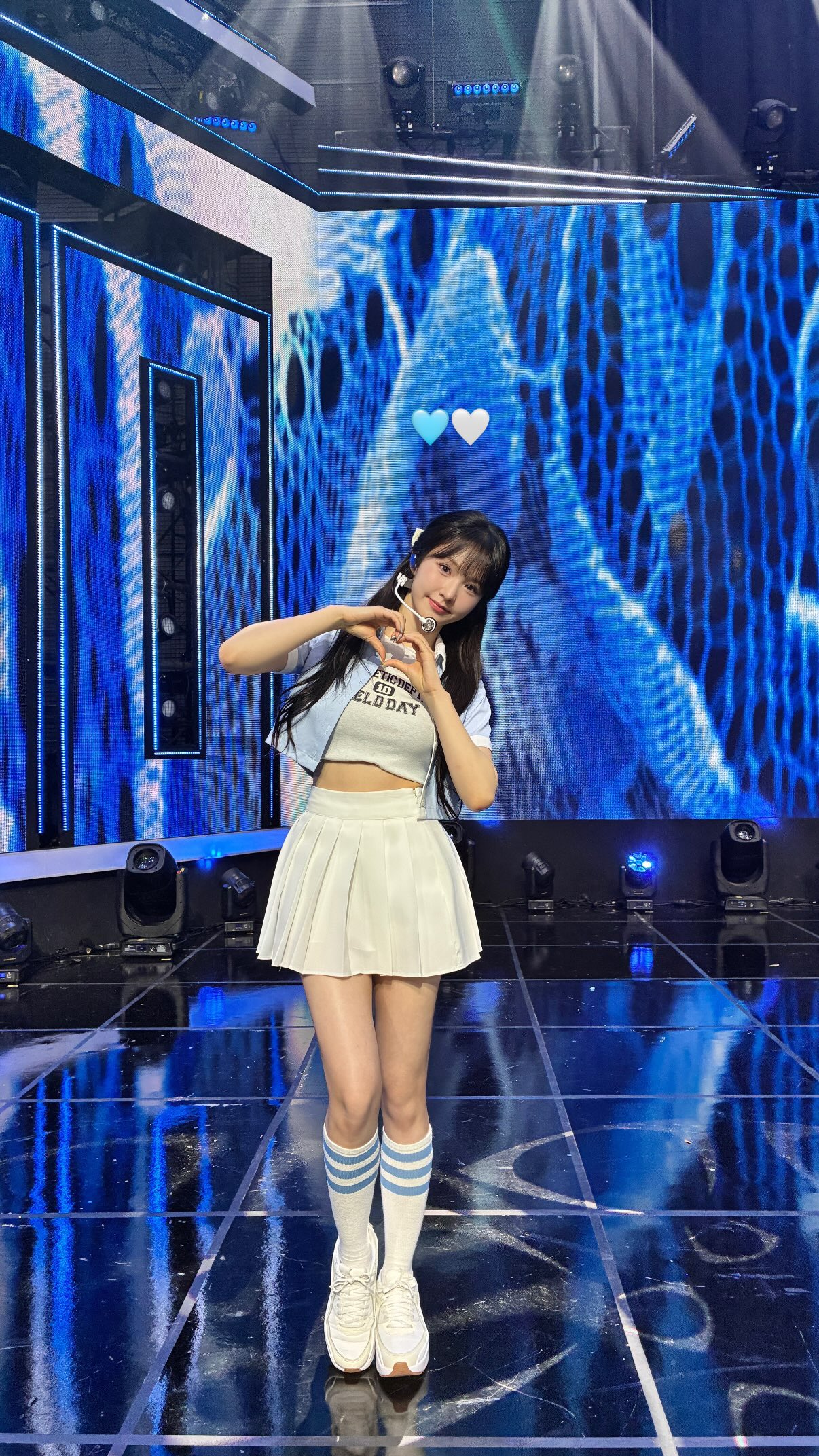 Nana — 231021 EL7Z UP twitter update with NANA - at K Star Next