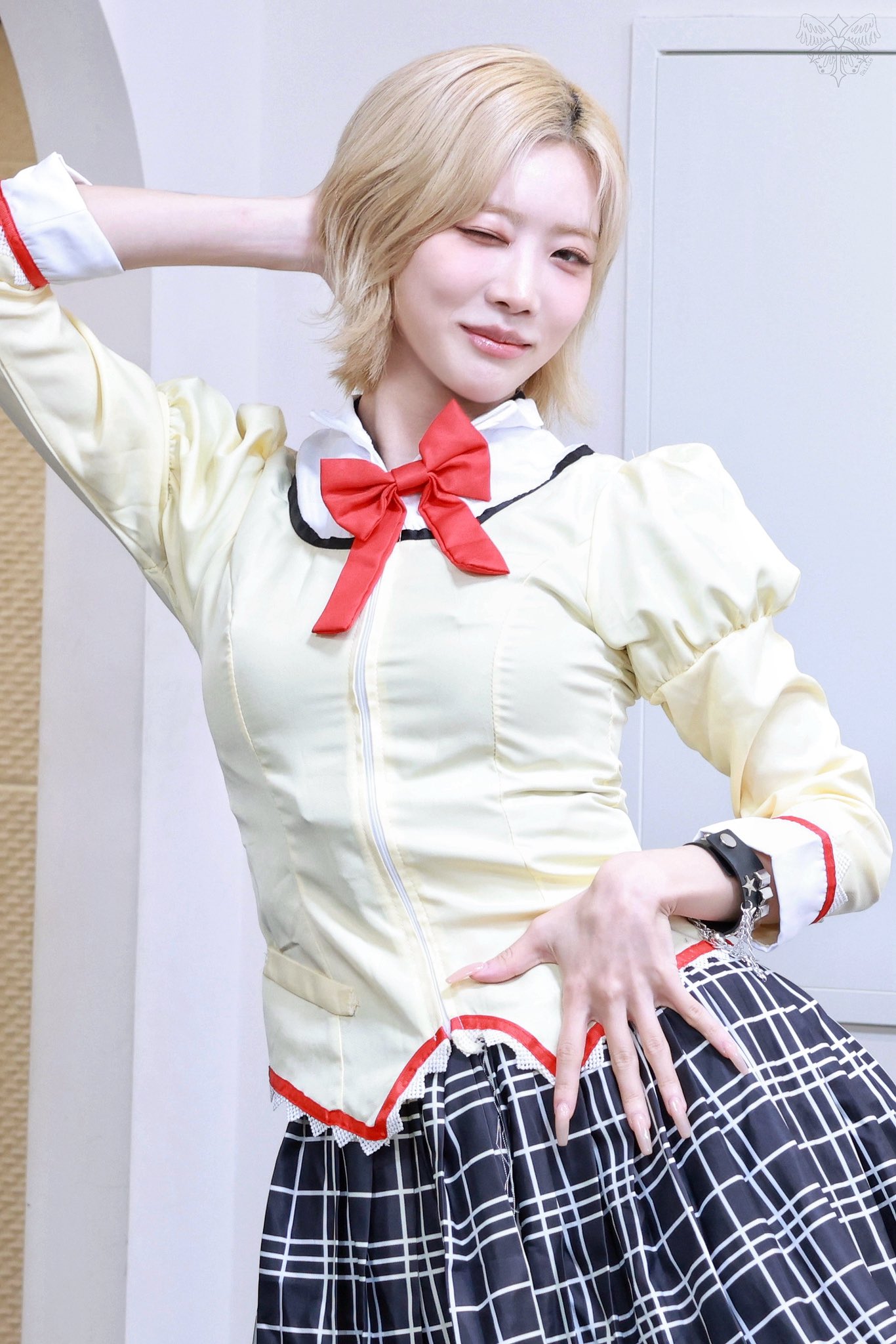 260823 Kim Lip at JumpUp Fansign | kpopping