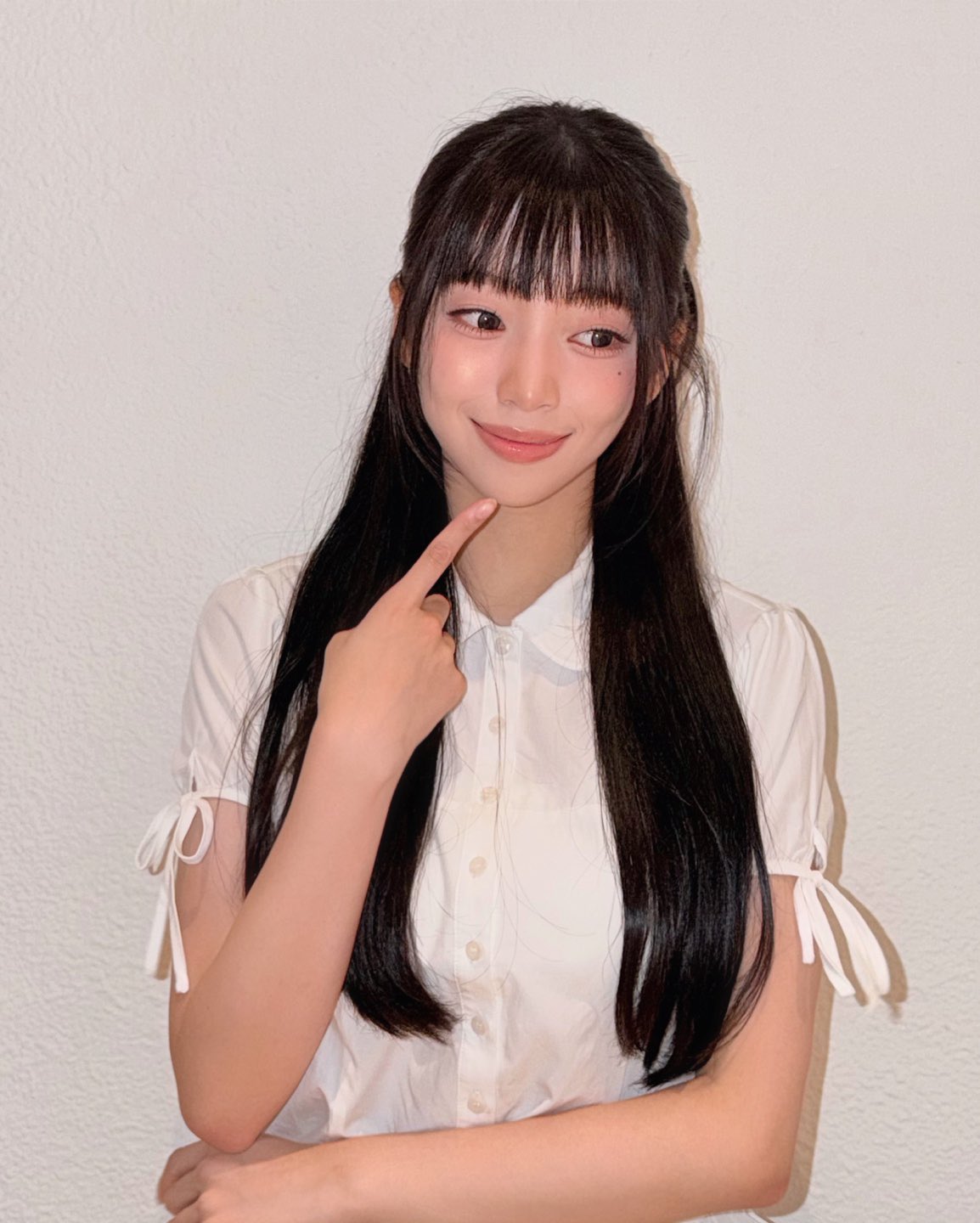 Nana — 260831 UNIS Twitter Update - Nana HQ Photos
