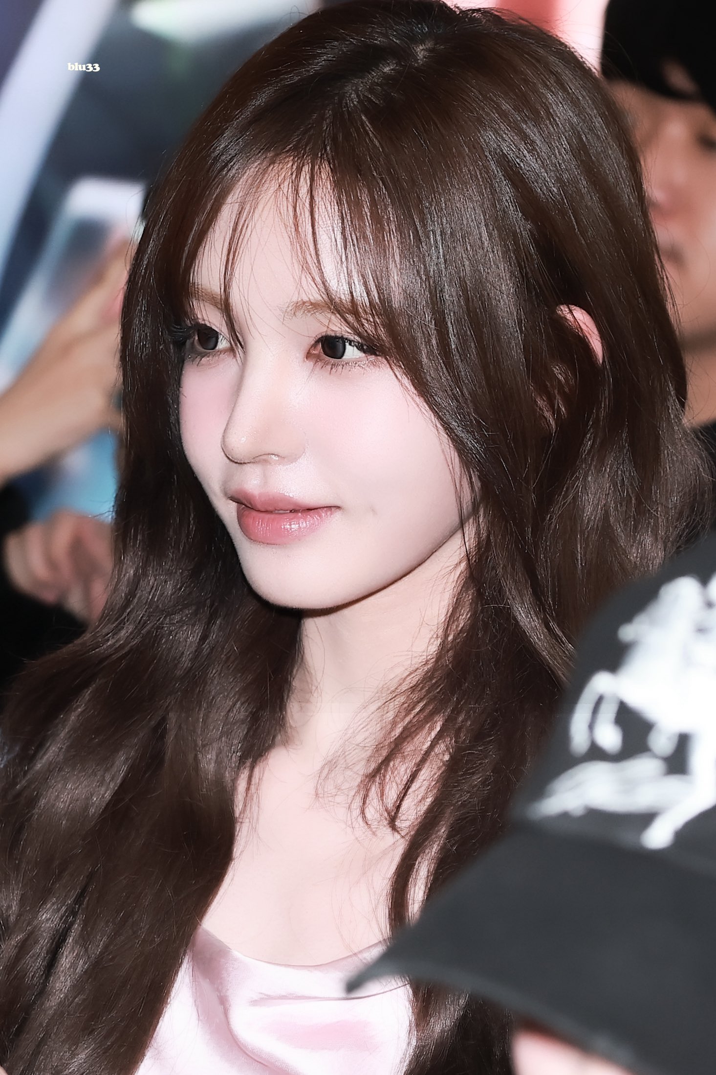 Liz — 260831 Liz at GMP Airport HQ Photos