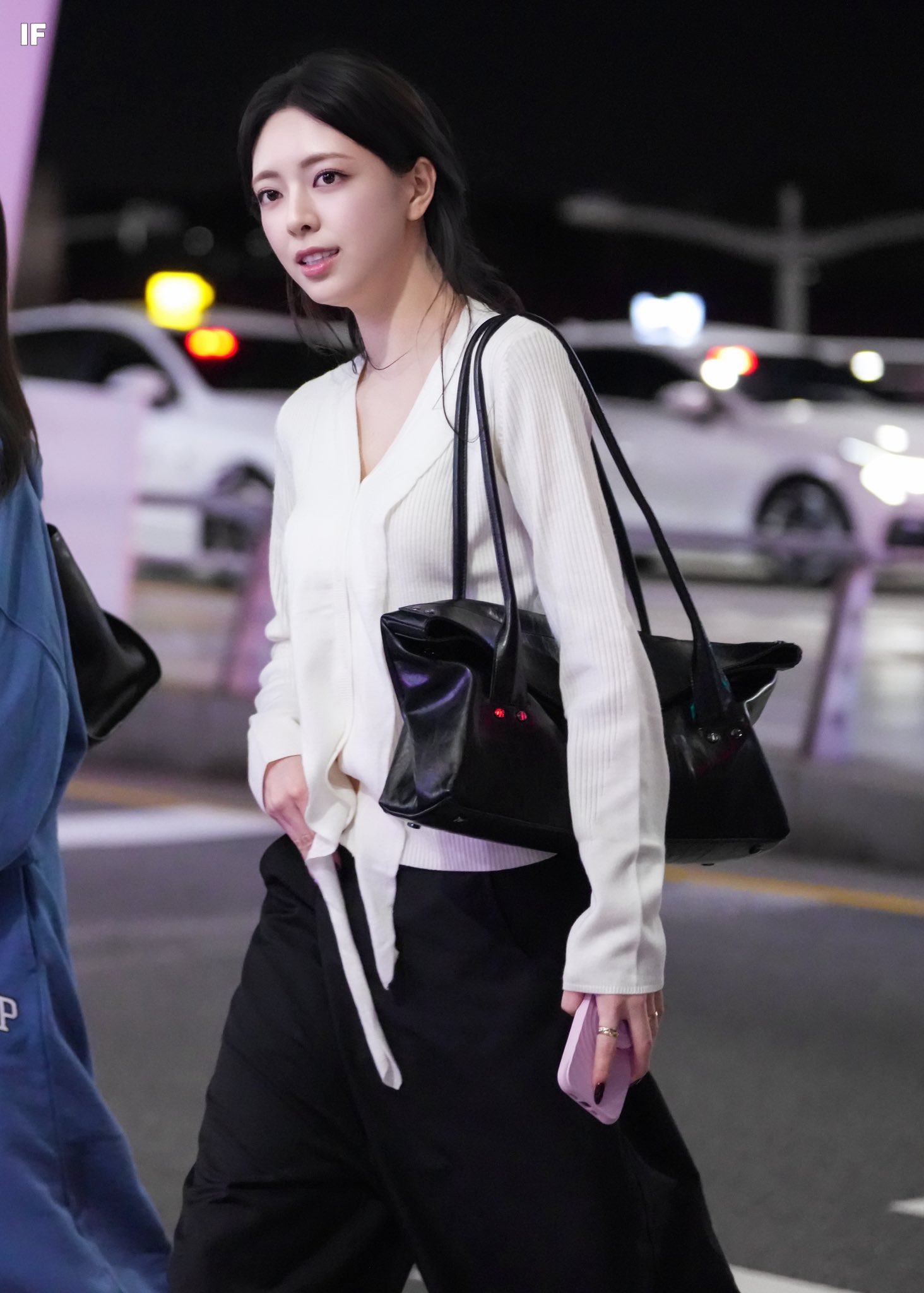 Yuna — 260909 Yuna at ICN Airport HQ Photos