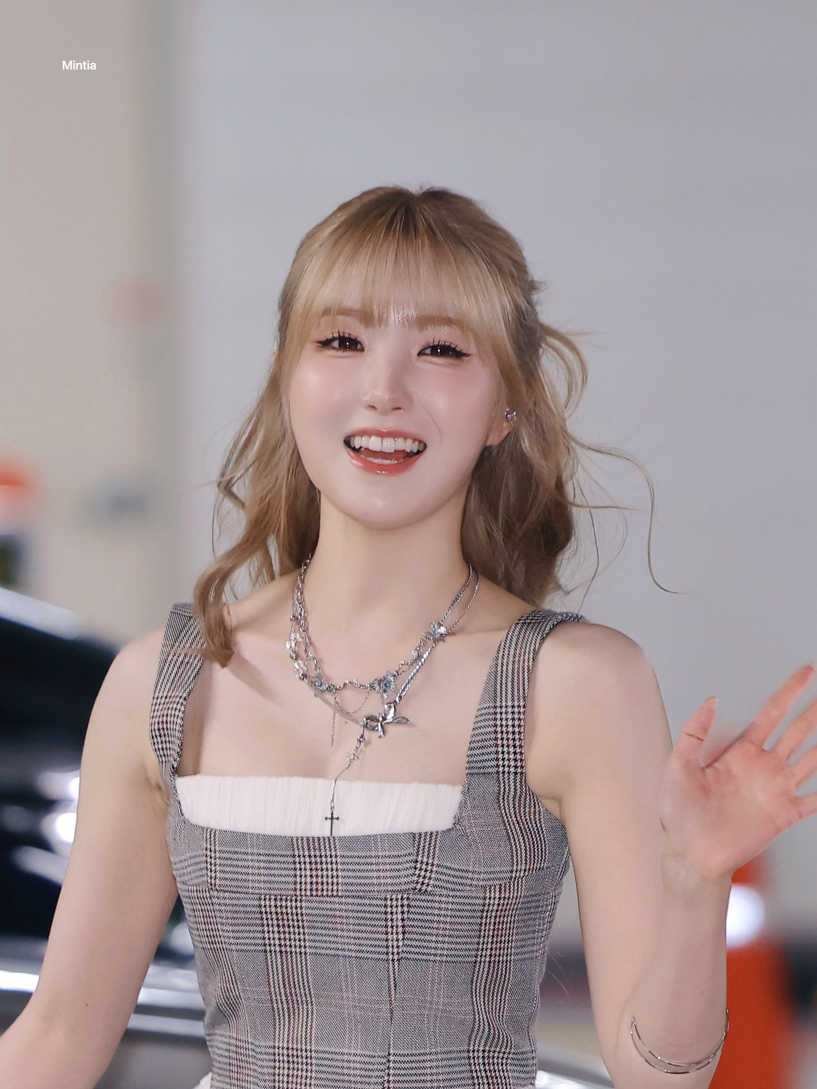 Hitomi — 260910 SAY MY NAME Twitter Update - Hitomi HQ Photos