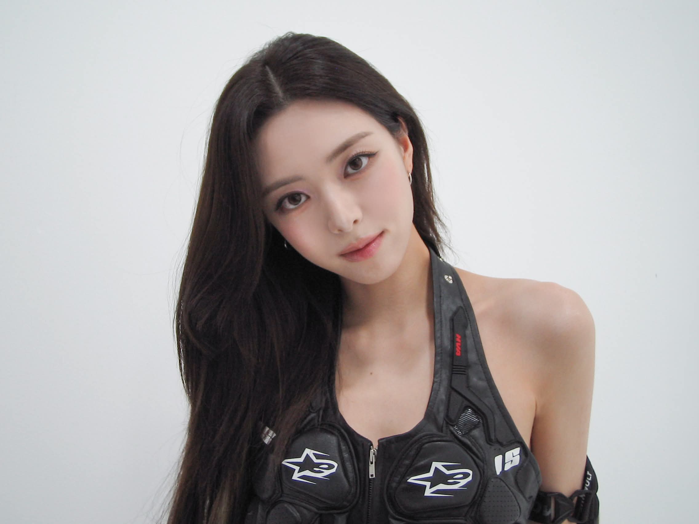 Yuna — 191007 ITZY Yuna HQ Photos