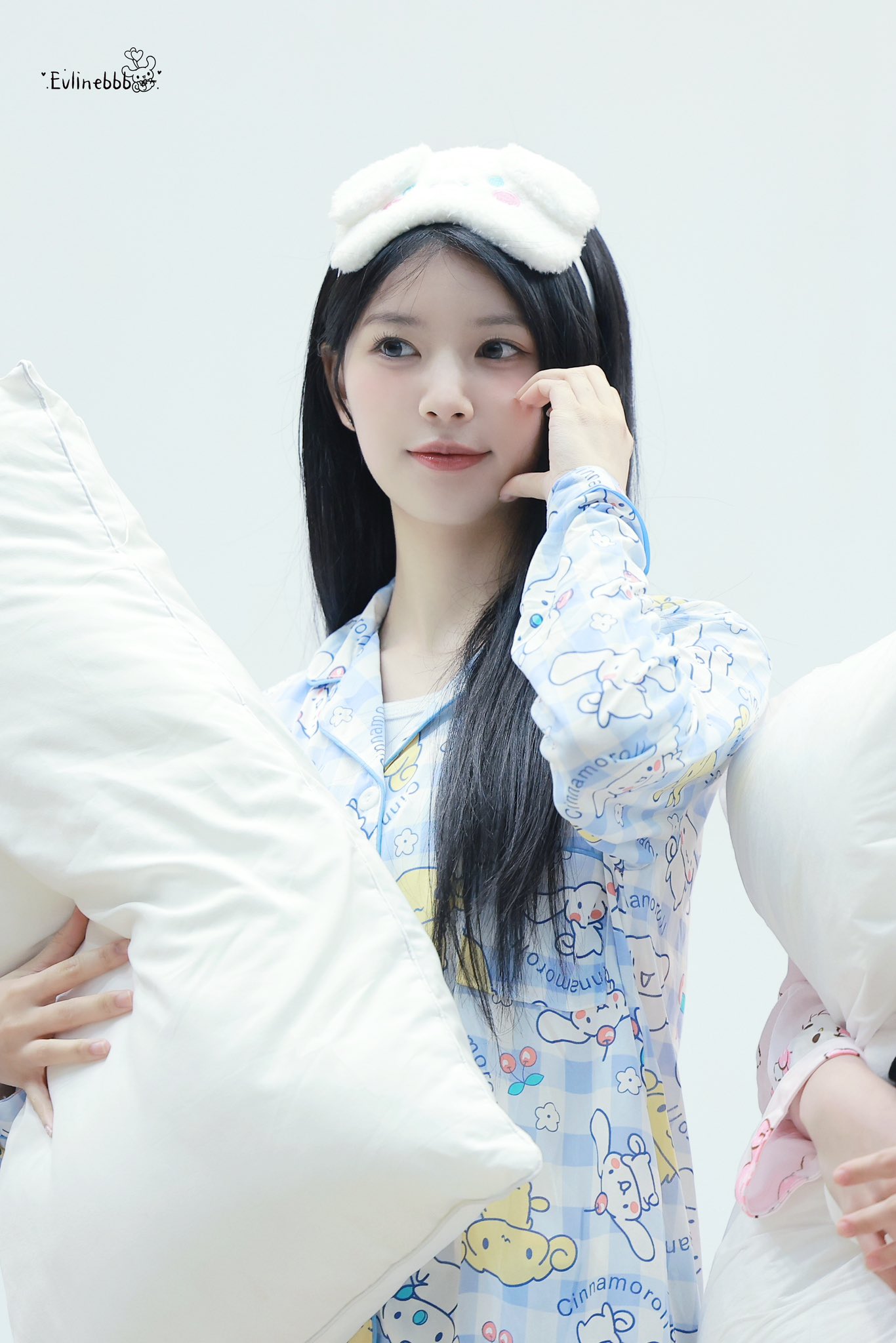 251213 MOKA - at 2025 Music Bank Global Festival In Japan | kpopping