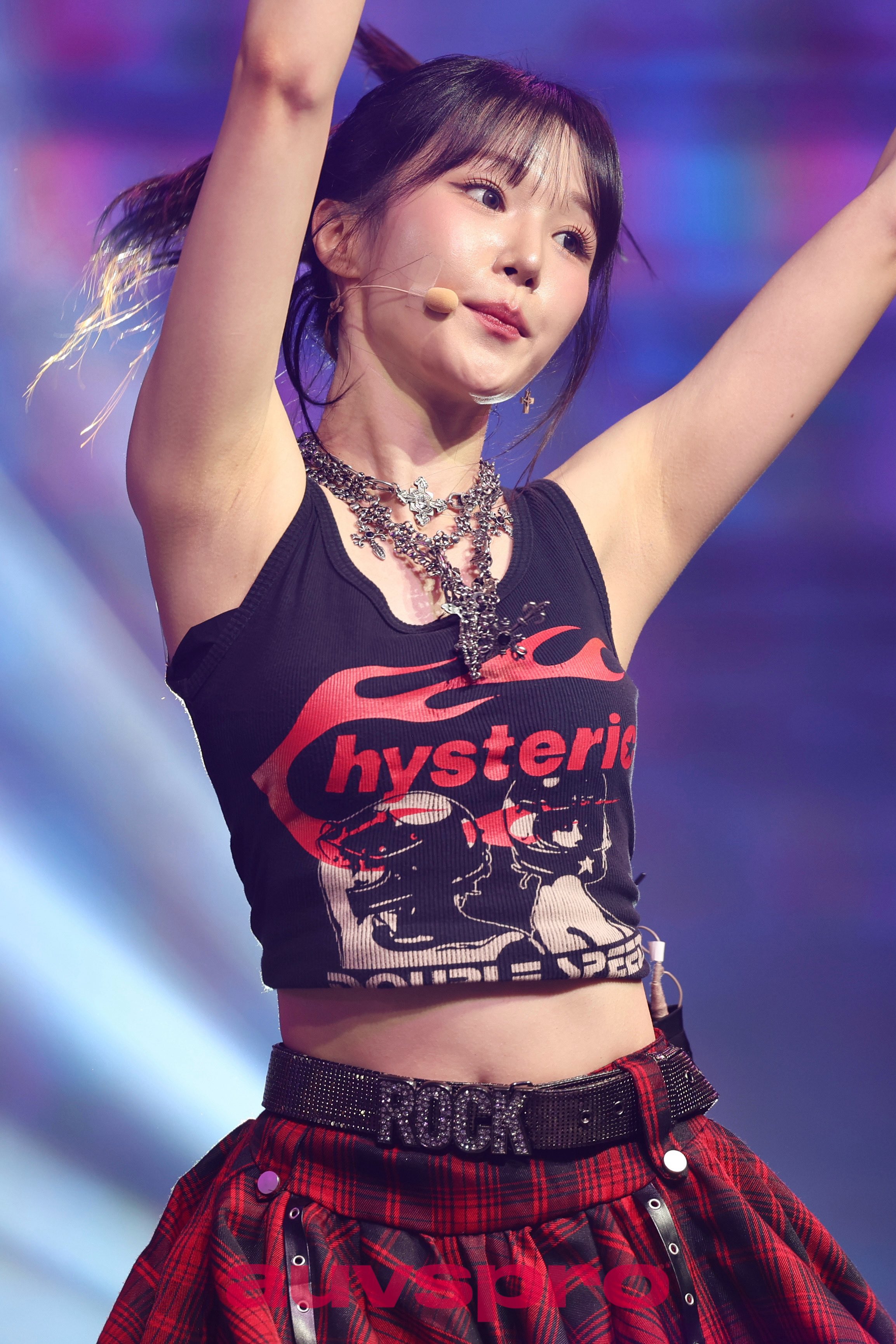 Nana — 231012 EL7Z UP sns Update - Nana HQ Photos